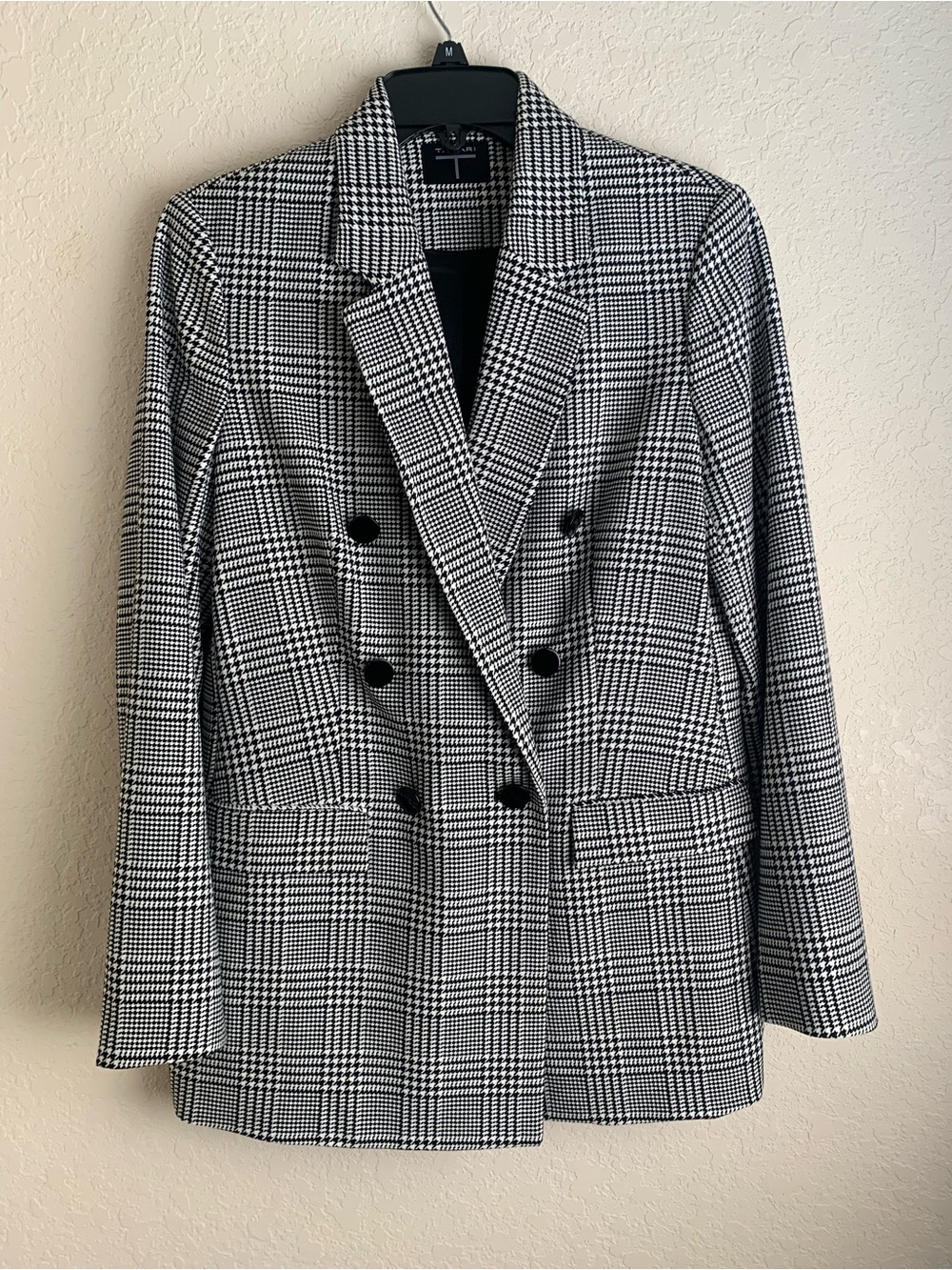 Tahari Black and White Glen Plaid Double-Breasted Blazer Jacket